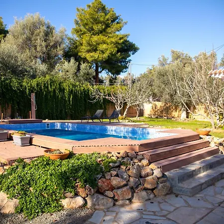 Villa Josefine - With Private Pool And Parking Politiká