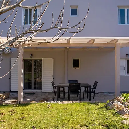 Josefine - With Private Pool And Parking Villa Politika