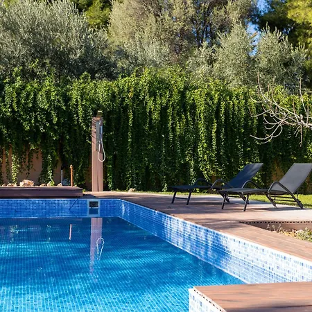 Josefine - With Private Pool And Parking Villa