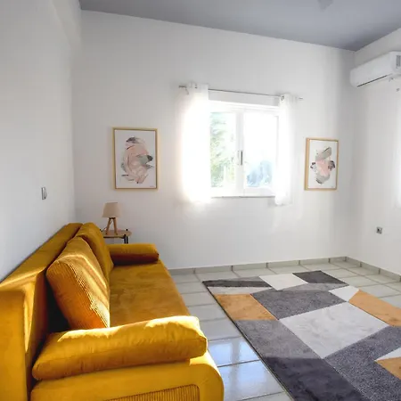 Josefine - With Private Pool And Parking Villa Politiká