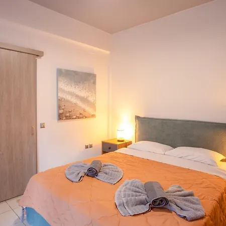 Josefine - With Private Pool And Parking