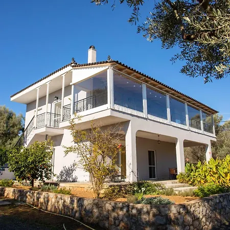 Villa Josefine - With Private Pool And Parking *